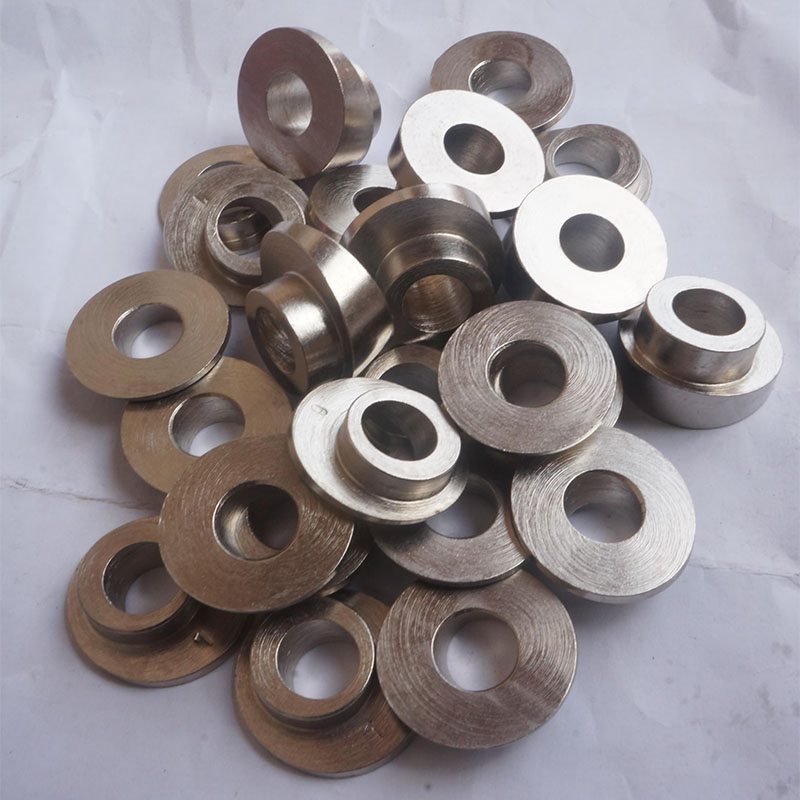 鐵件光亮化學鍍鎳